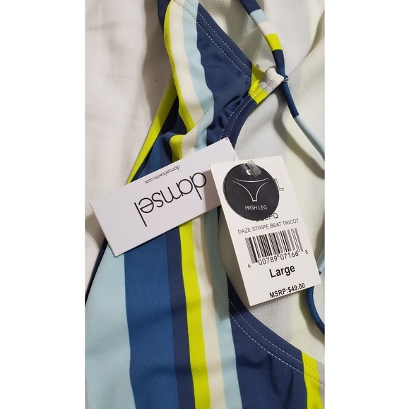 Swimsuit - Picture 3 of 3